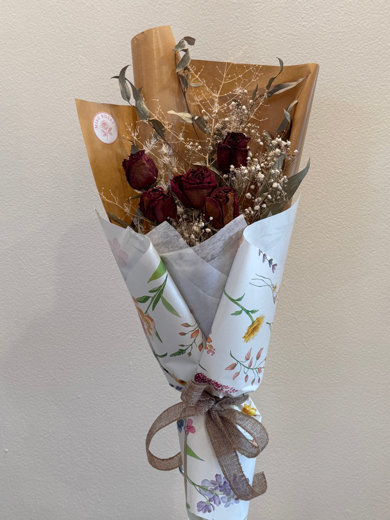 Natural dried flowers