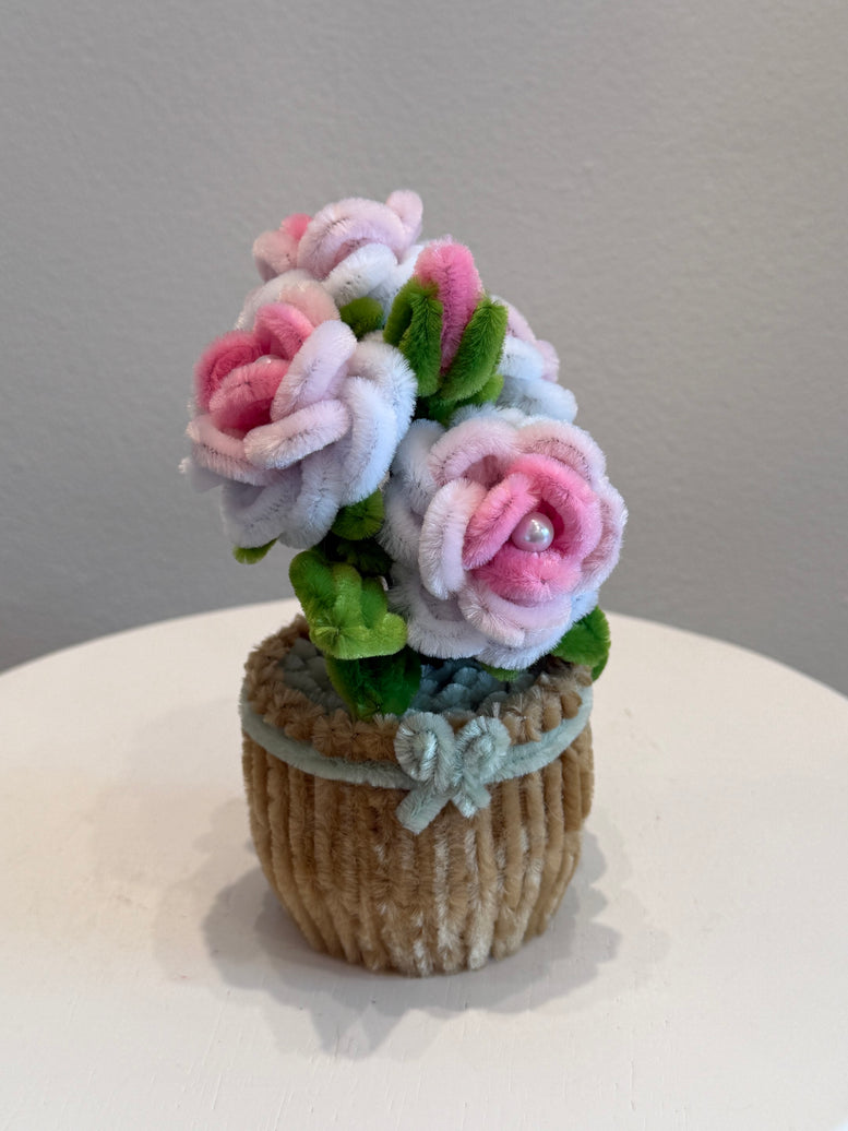 Soft pink roses handmade pipe cleaner