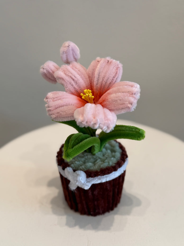 Pink lily handmade pipe cleaner