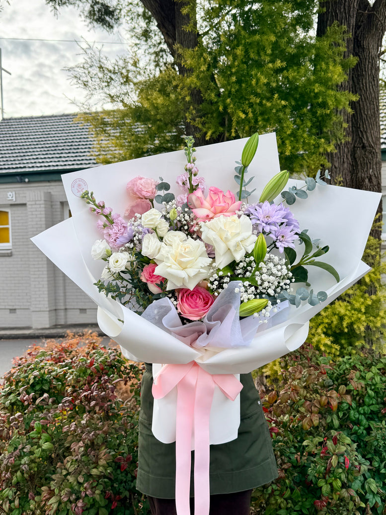 Silver Tea Bouquet