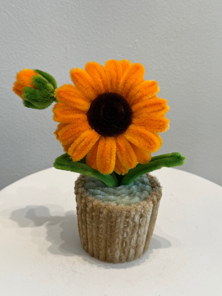 Sunflower handmade pipe cleaner