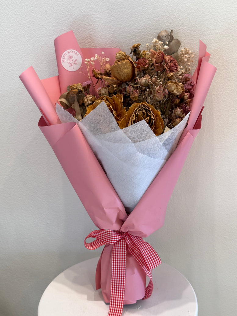 Natural dried flowers