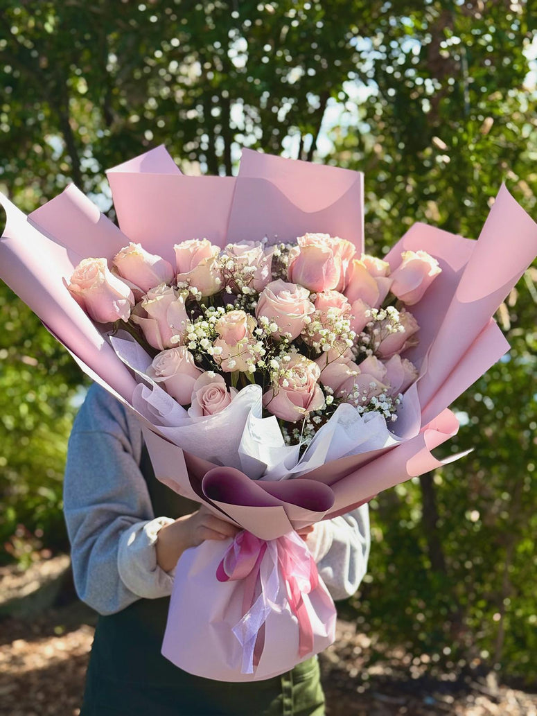12 Soft Pink Roses Bouquet (As Shown)