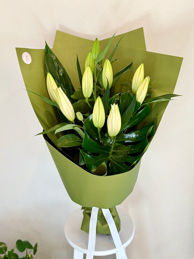 White oriental lilies bouquet