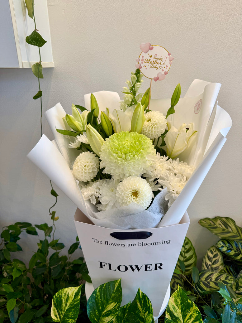 Natural White Bouquet