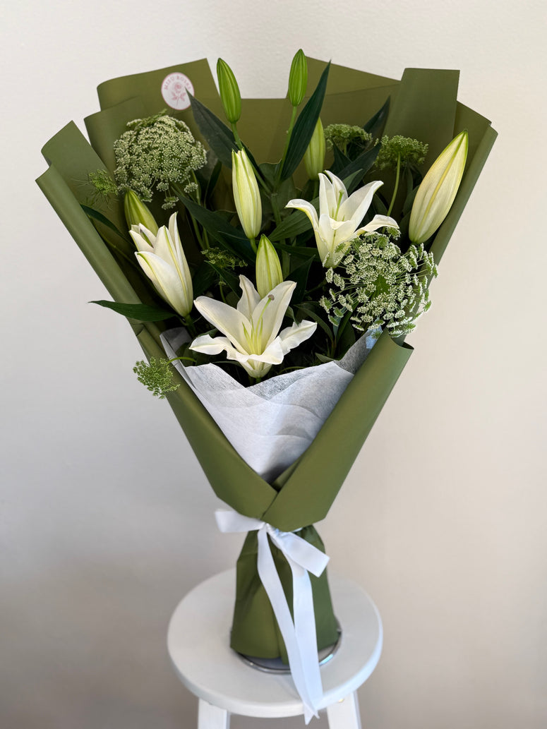 White swan bouquet