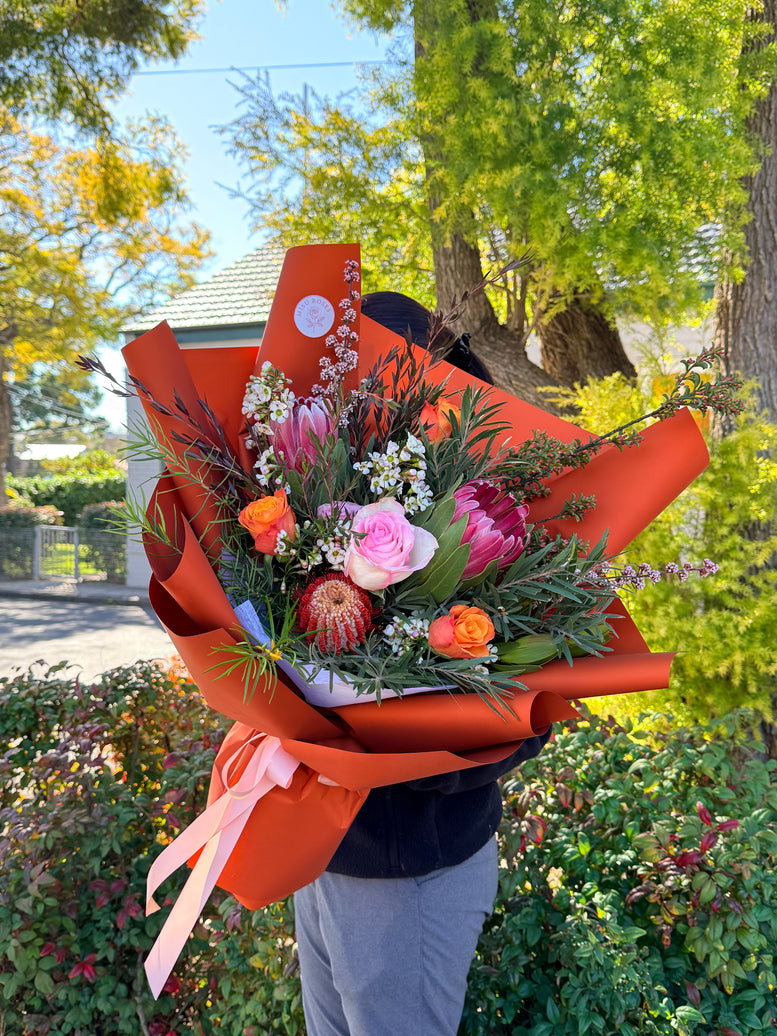 Annular Native Bouquet