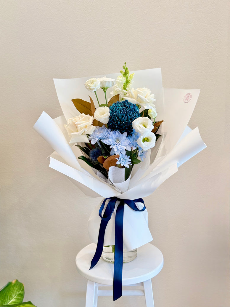 Sea Cliff Bouquet