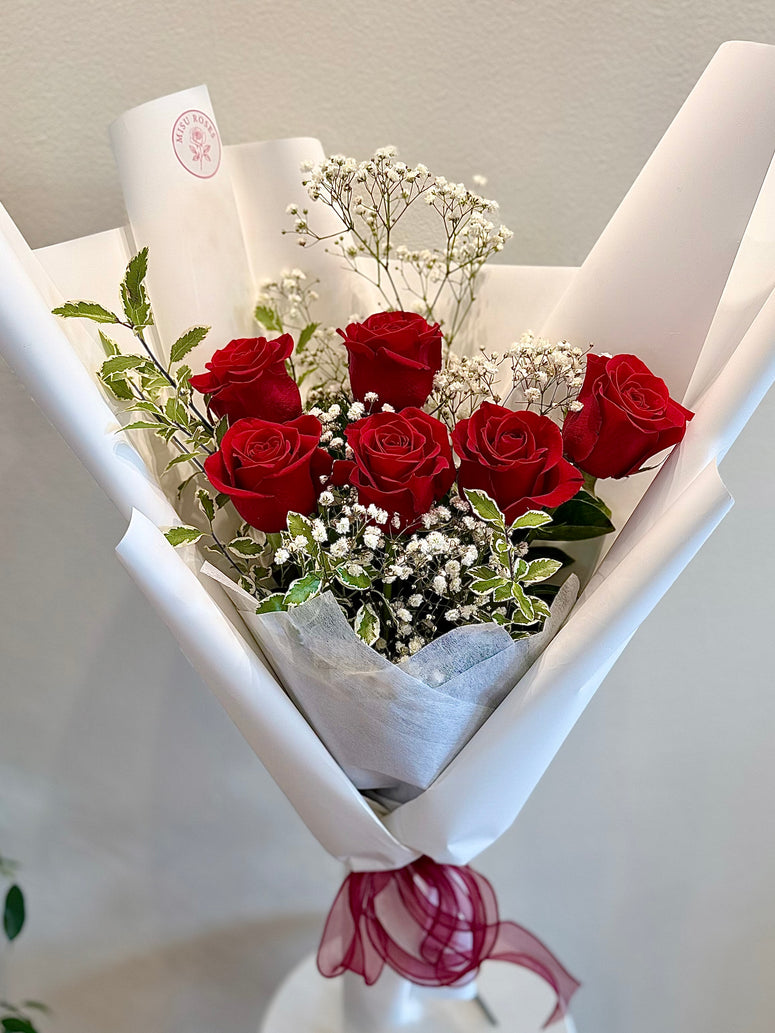 Cheery red bouquet