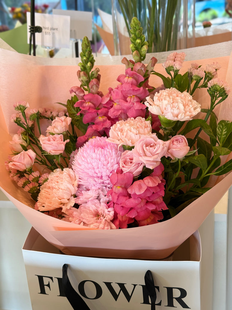 Blush Delight Standard Bouquet