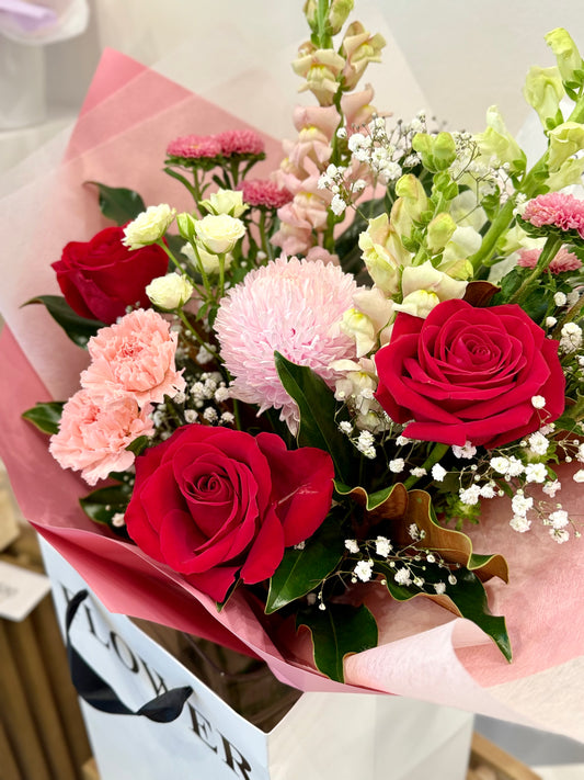 Passion and sweetness Ecuador Premium Bouquet